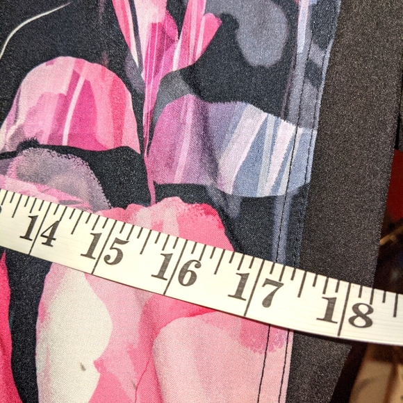 Disney Cherokee Snow White Scrub Top - Picture 10 of 13